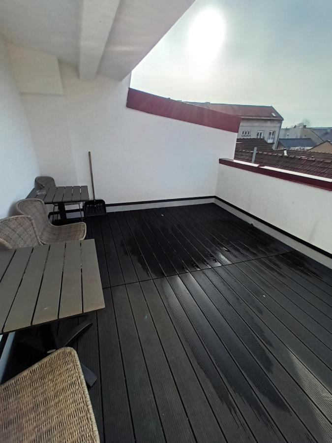 Old Town Studio Apartments Бая Маре Екстериор снимка