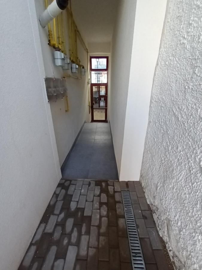 Old Town Studio Apartments Бая Маре Екстериор снимка